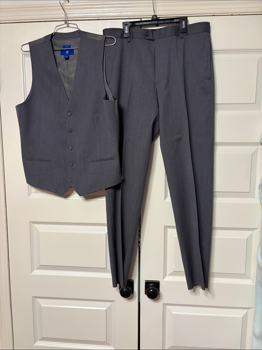 Egara wool slim fit vest and pant set